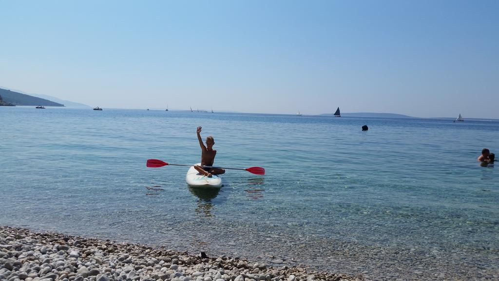 Hotel Zlatni Lav Martinšćica Eksteriør billede